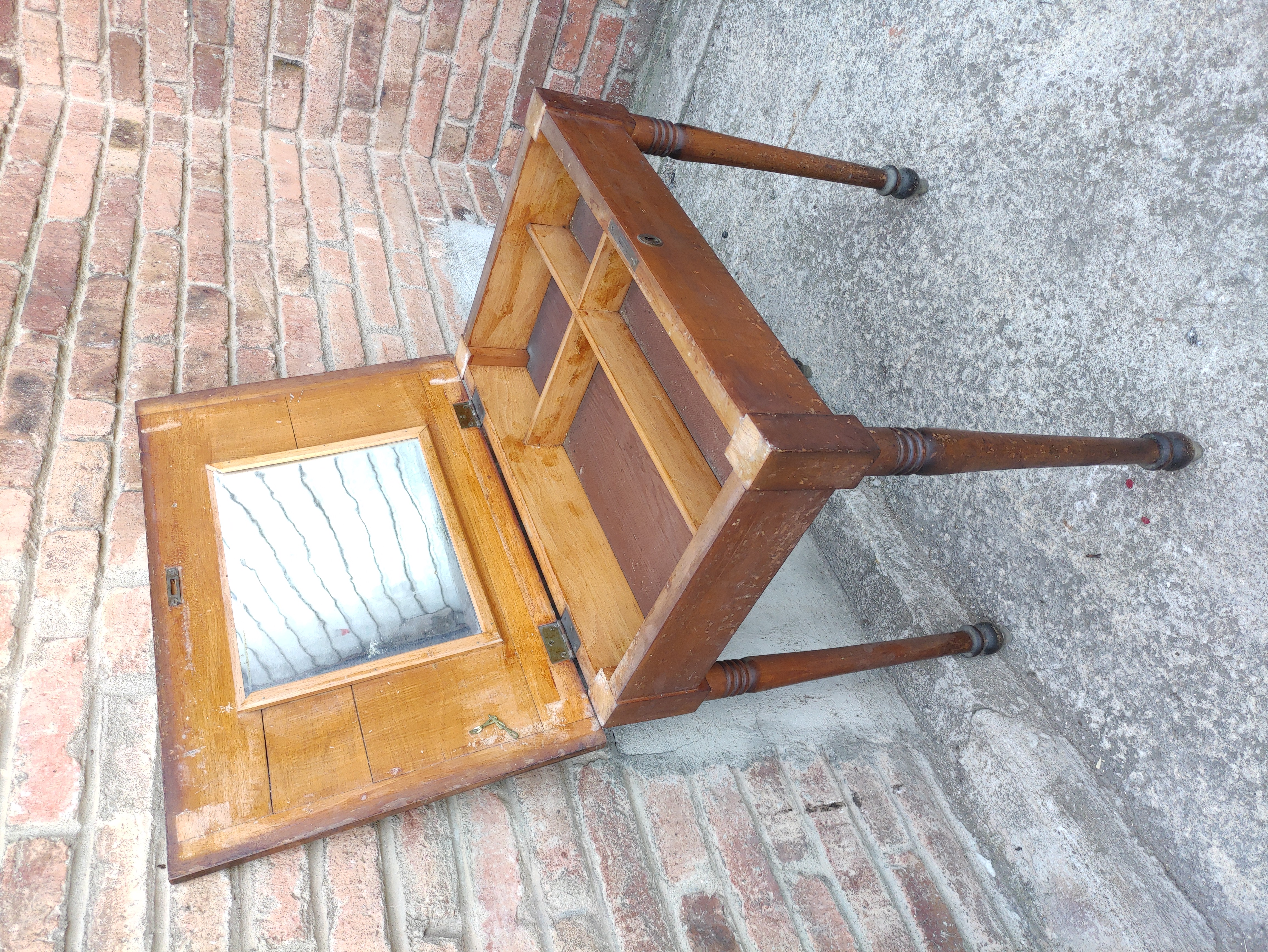 mesa auxiliar tocador espejo madera 65x63.3x41 1u